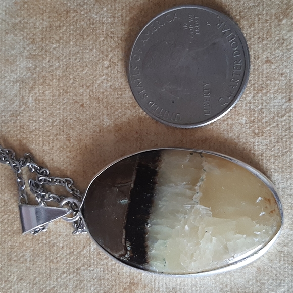 Septarian Natural Stone Pendant Necklace - Picture 4 of 4